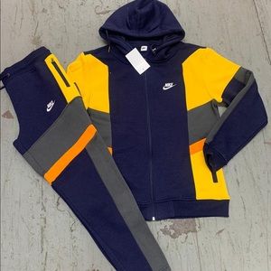 Nike Sweatsuit
